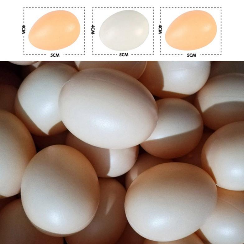 Gà Đẻ Trứng Giả Bằng Nhựa Trang Trí