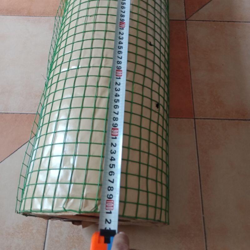 Lưới sắt bọc nhựa khổ 1 mét