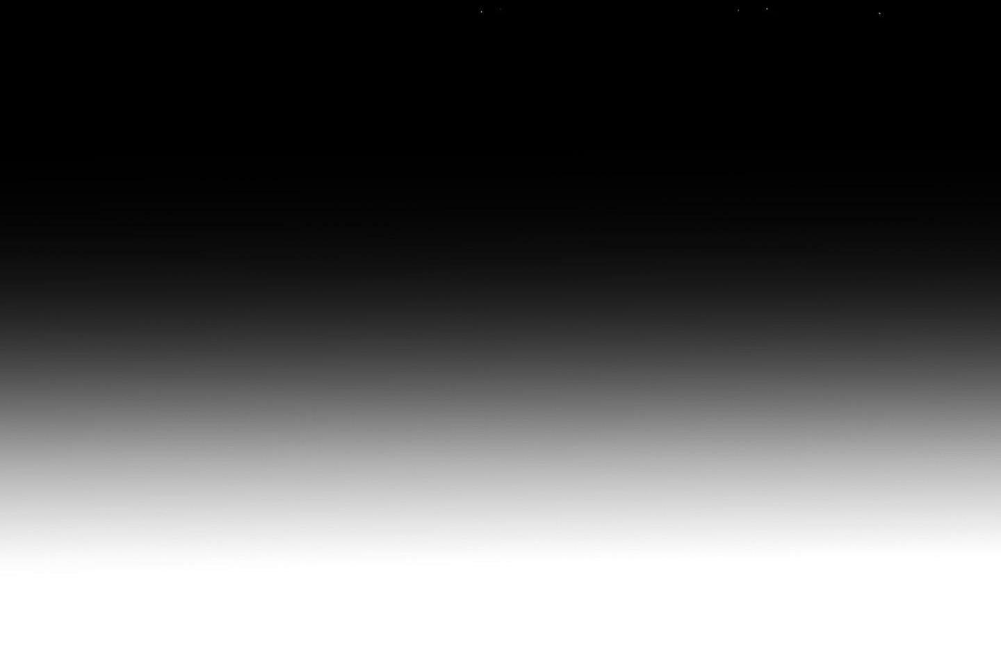 alpha mặt hàng không thể trả chapter 2 24