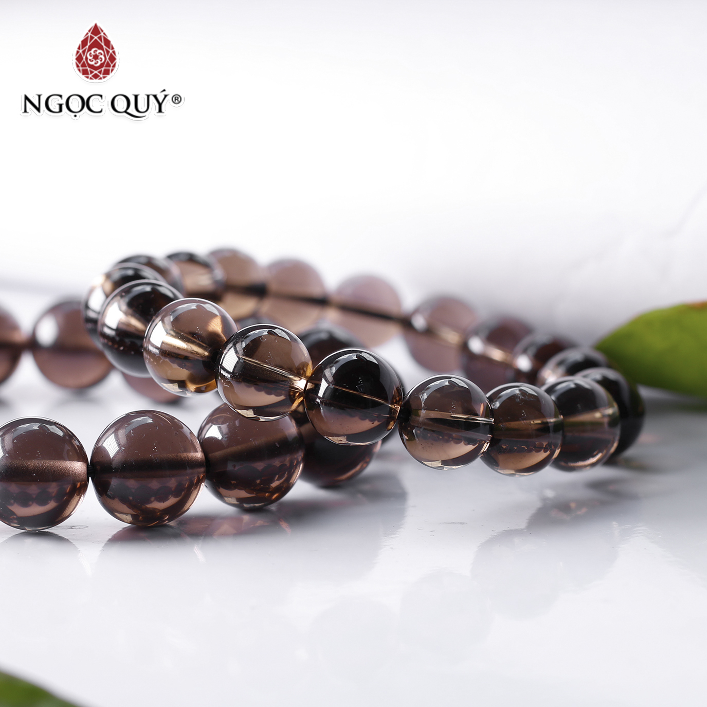 Vòng tay thạch anh khói hạt facet 10mm mệnh kim, mệnh thủy - Ngọc Quý Gemstones