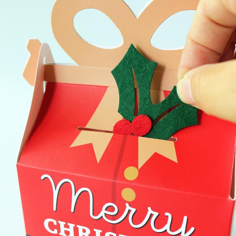 Hộp giấy dạng xếp đựng quà sáng tạo phong cách Giáng Sinh