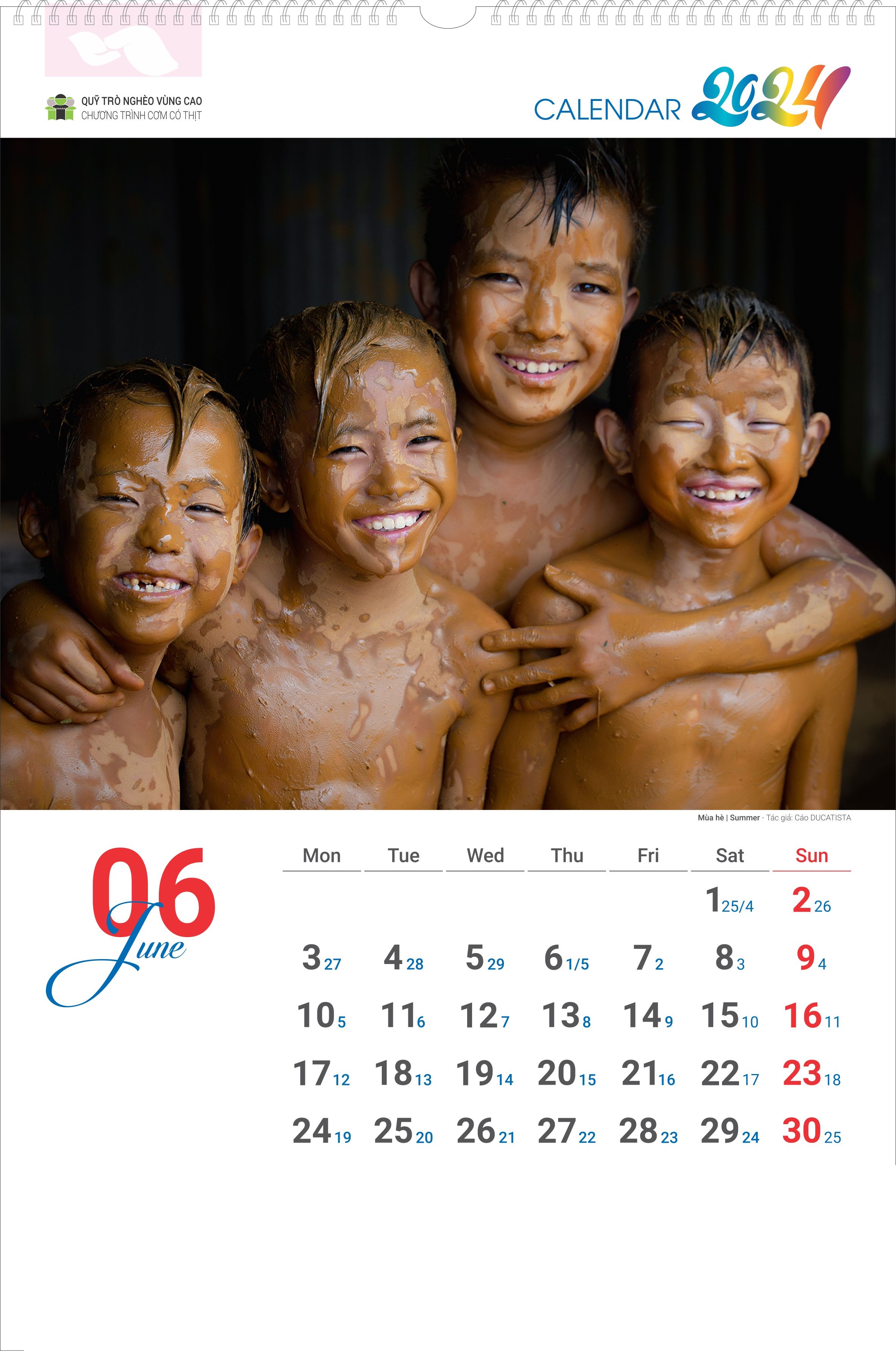 Lịch tường Trẻ Em Vùng Cao 2024 Cơm Có Thịt - Quỹ Trò Nghèo Vùng Cao