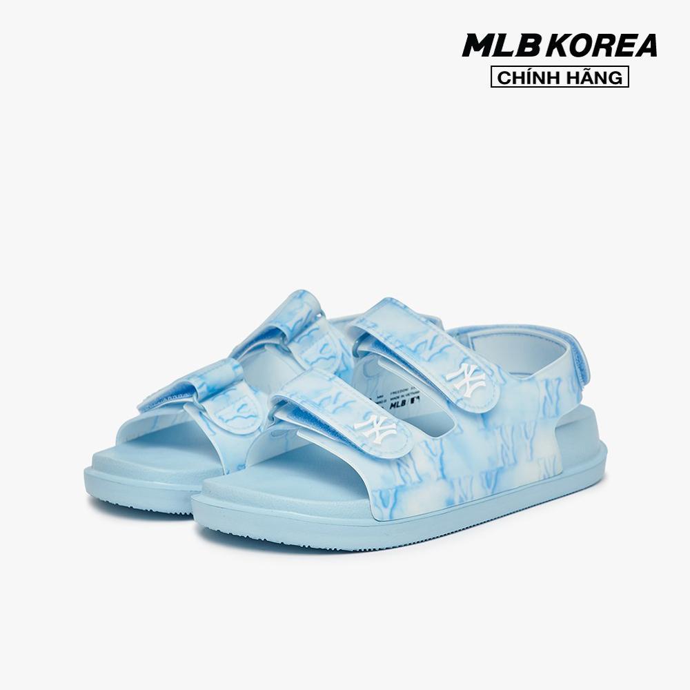 MLB - Giày sandals unisex đế thấp quai ngang Chunky Water Monogram 3ASDCMS33