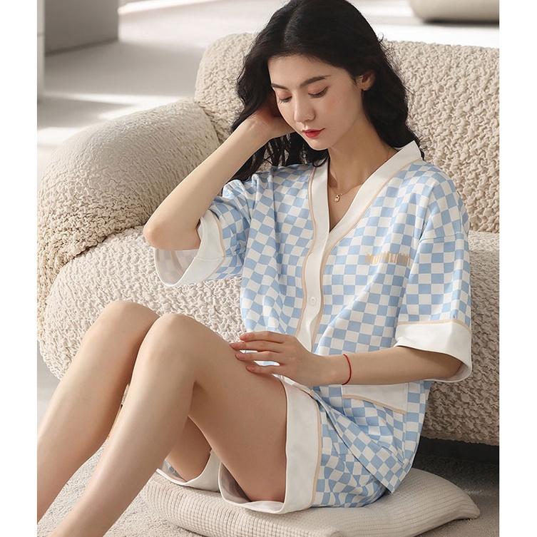 Bộ Pyjama Nữ Cộc Tay Ống Rộng Phối Viền Caro