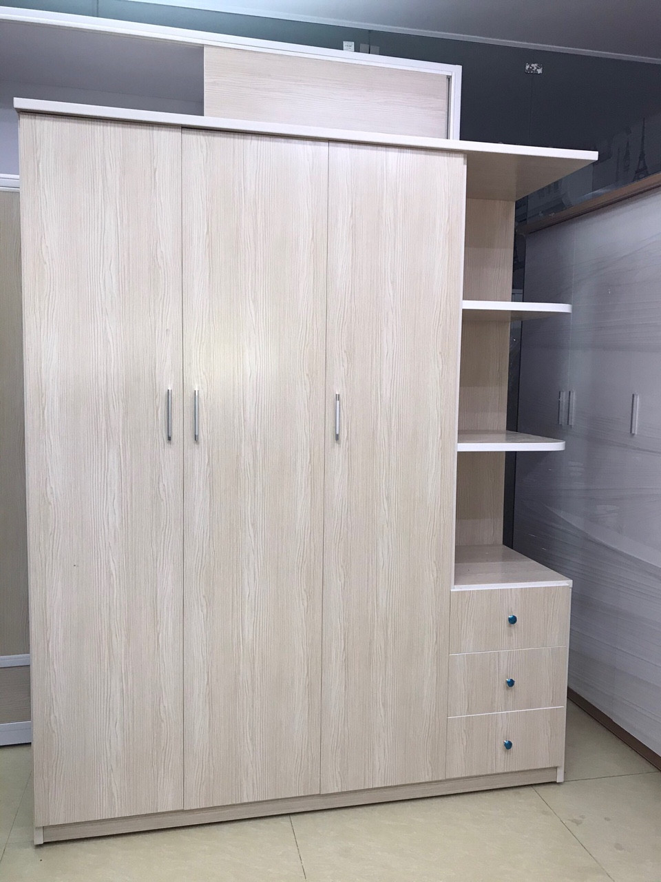 Tủ quần áo chất lượng Juno Sofa