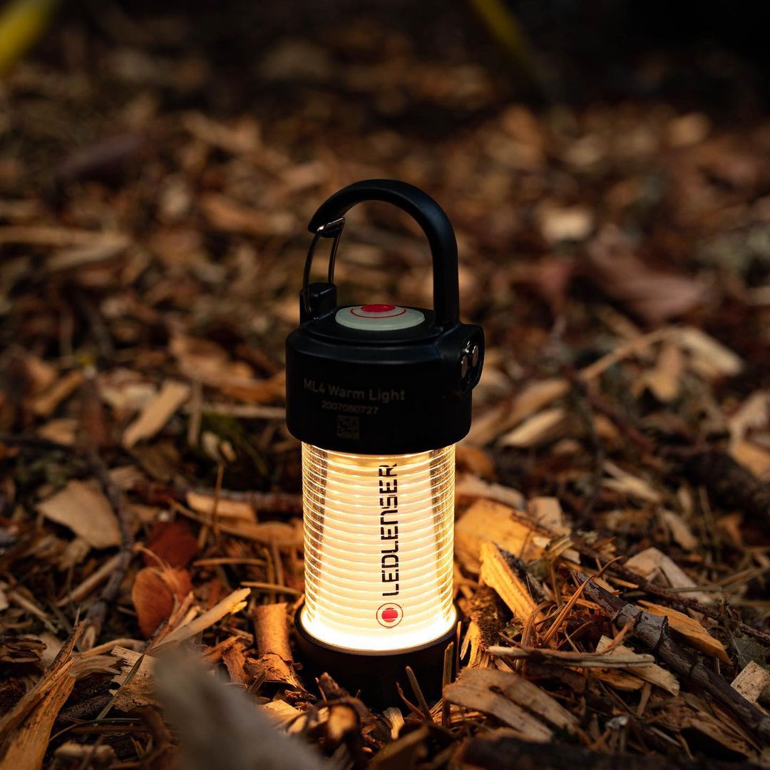 Đèn pin cắm trại Led Lenser ML4 300 lumens