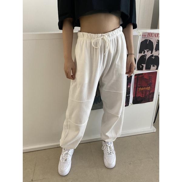 Quần thun jogger trắng basic white Margot Pants Lnd