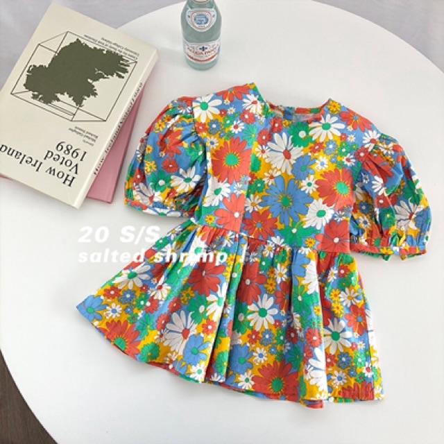Áo bé gái hoa cúc nền xanh vintage B-A-MSTORE