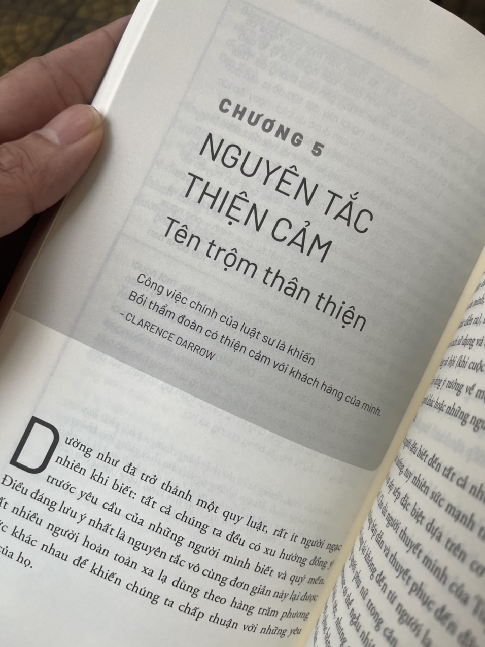 (Tái bản 2022)  NHỮNG ĐÒN TÂM LÝ TRONG THUYẾT PHỤC - Robert B. Cialdini - Mai Hạnh dịch - Alphabooks -Nhà Xuất Bản Lao Động