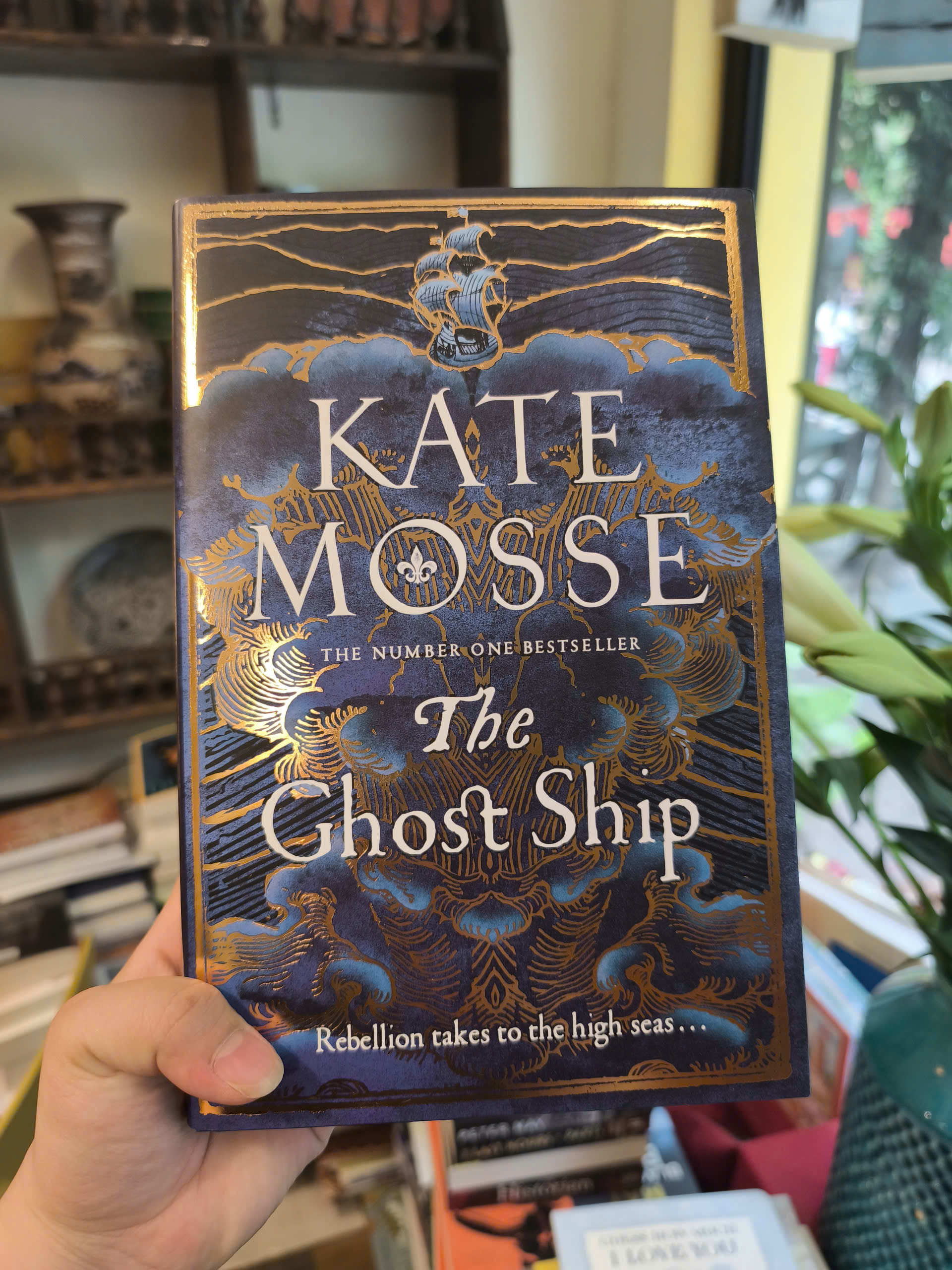 Sách - The Ghost Ship by Kate Mosse | Historical Fiction / Fantasy / Adventure / Ngoại văn Bìa cứng