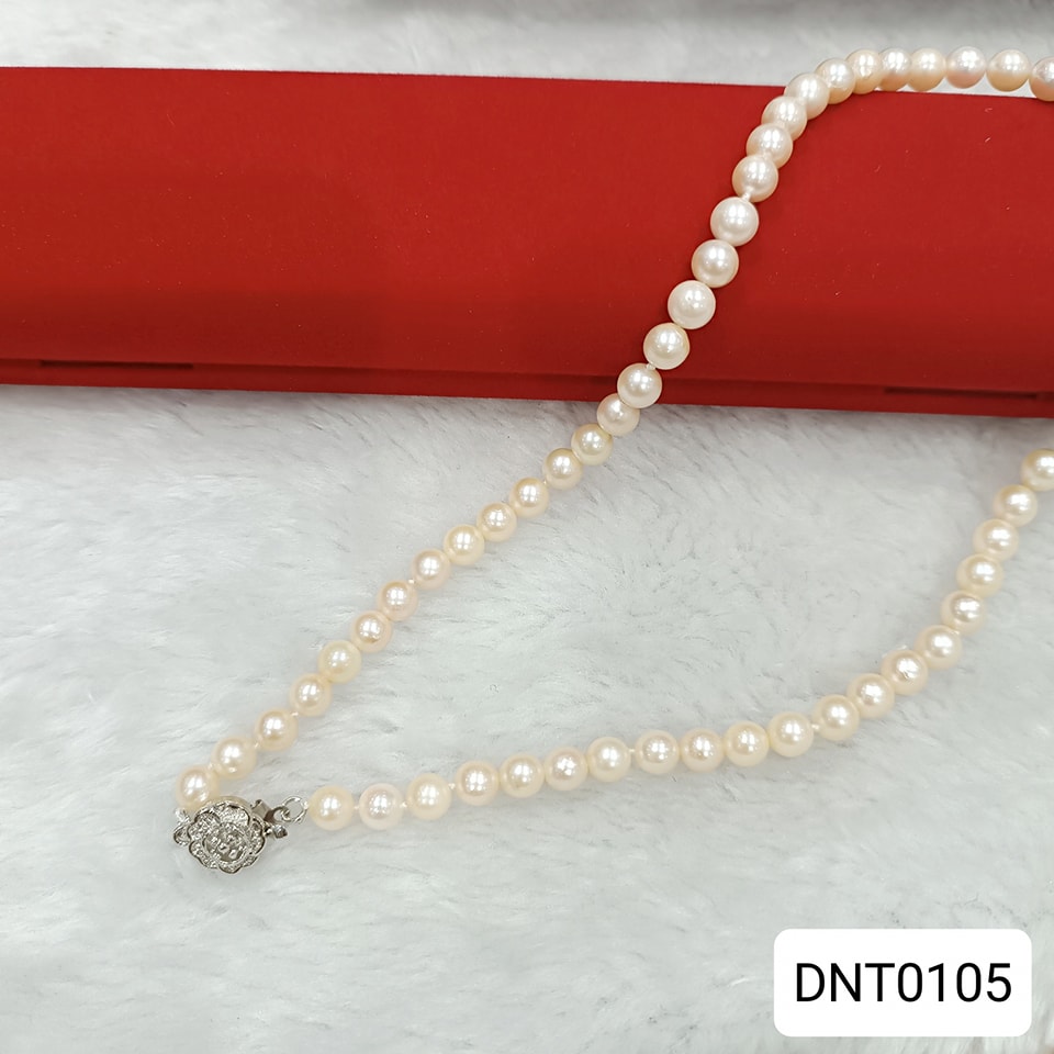 Chuỗi ngọc trai Akoya phớt vàng  - MOON Jewelry