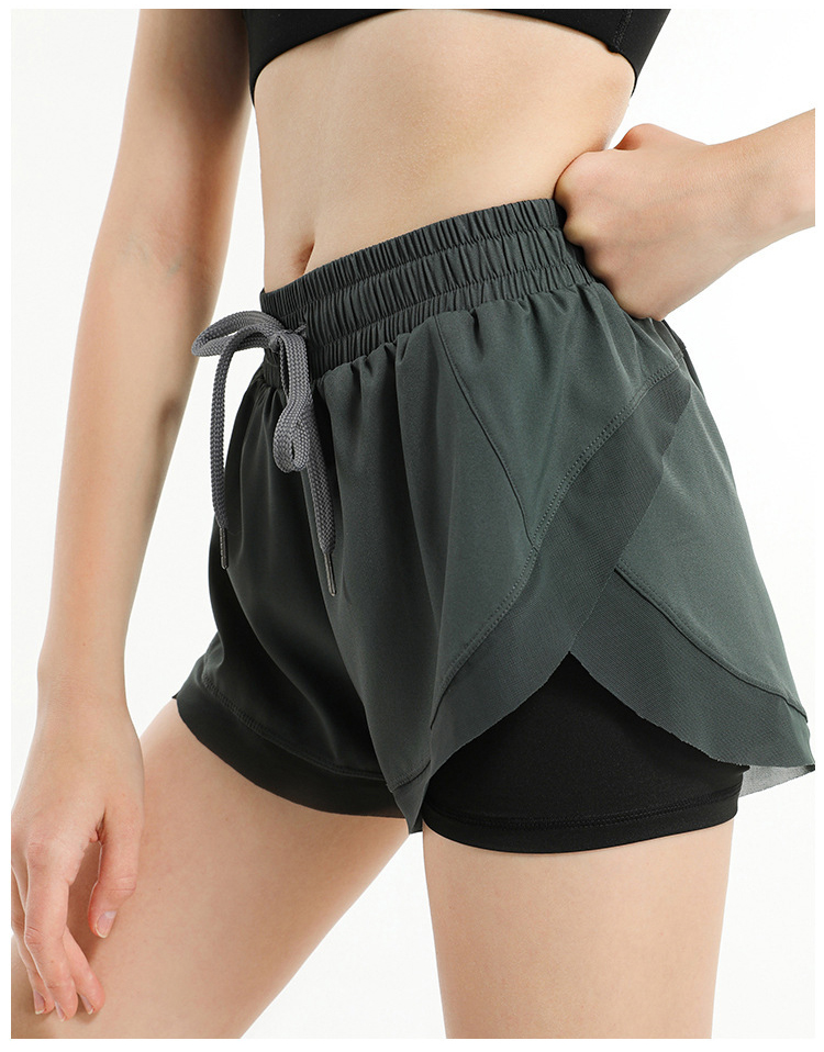 Quần short gym yoga nữ 2 lớp DK224 - Mẫu quần short đang làm mưa, làm gió trên thị trường hiện nay