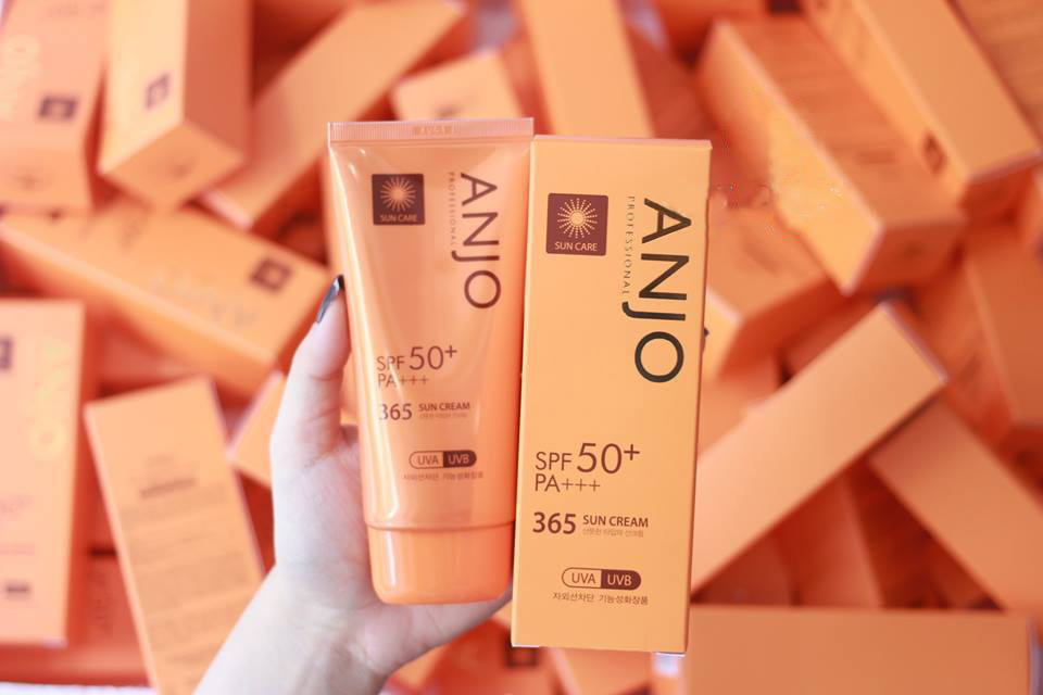 Kem chống nắng mặt và thân ANJO PROFESSIONAL SPF50 PA+++