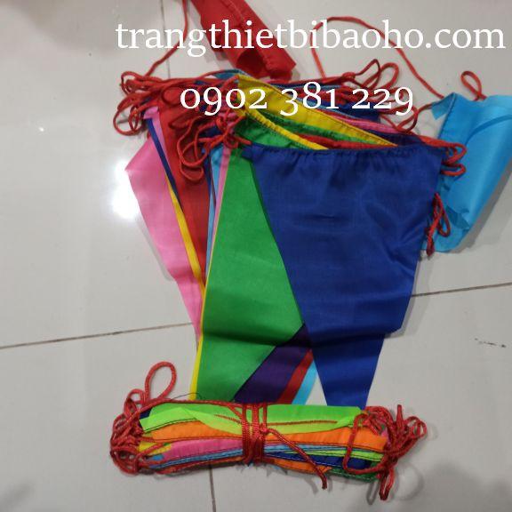 Cờ tam giác, cờ trang trí, cờ cảnh báo chất liệu vải nhiều màu dài 11m