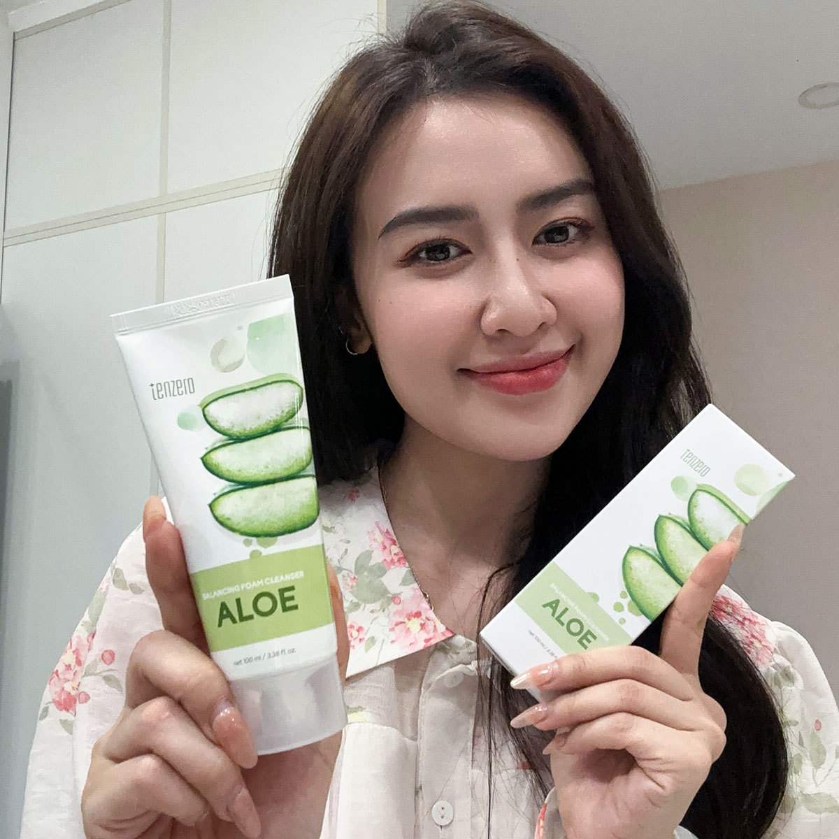 Sữa rửa mặt chiết xuất thiên nhiên Dịu nhẹ sạch dầu nhờn Tenzero Balancing Foarm Cleanser Aloe 100ml