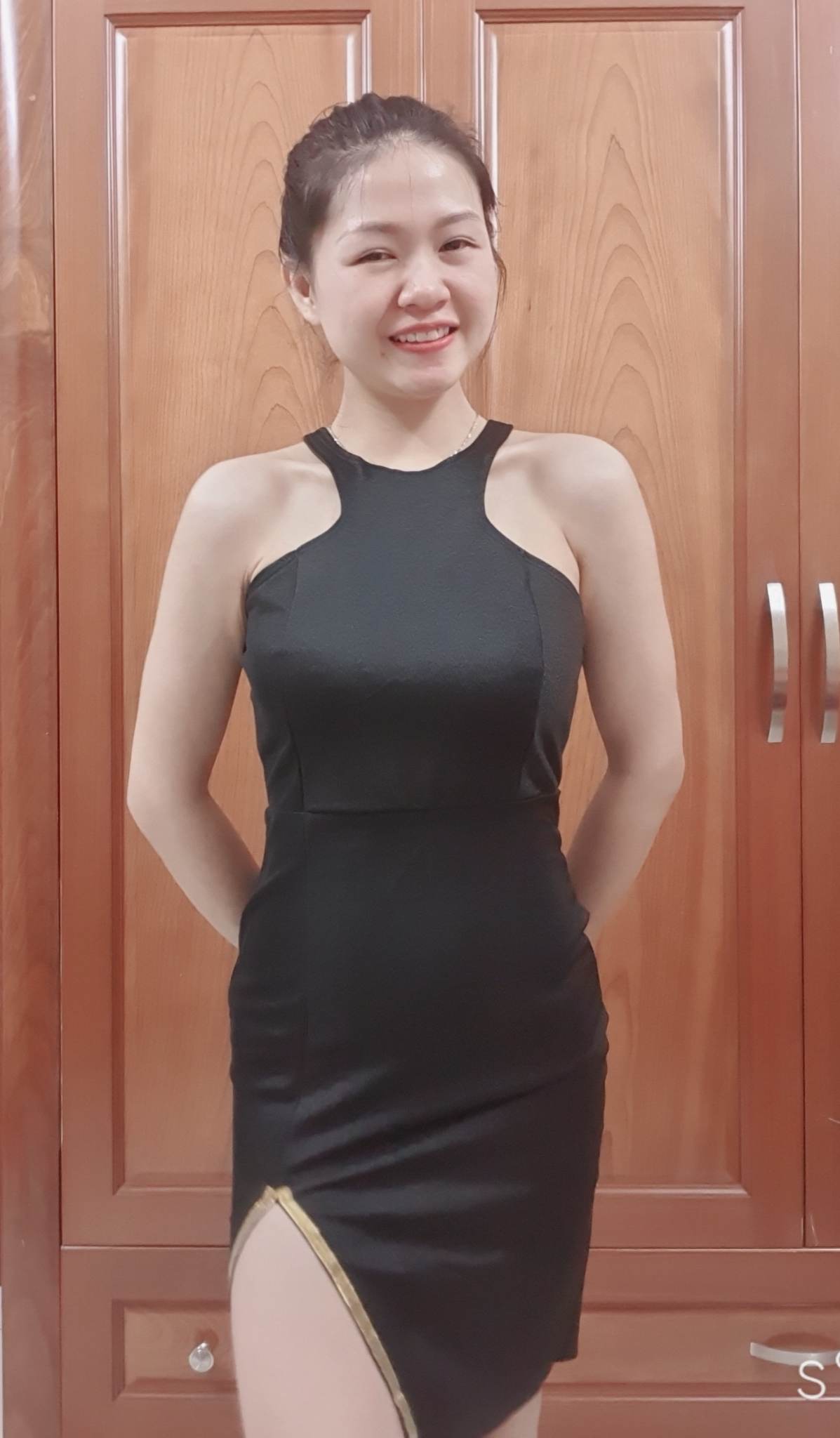 VÁY NỮ KIỂU HỞ VAI DÁNG VÁY ÔM SÁT PHÙ HỢP ĐI CHƠI, ĐI DẠO, ĐI TIỆC BẠN BÈ SIZE TỪ 45-48KG
