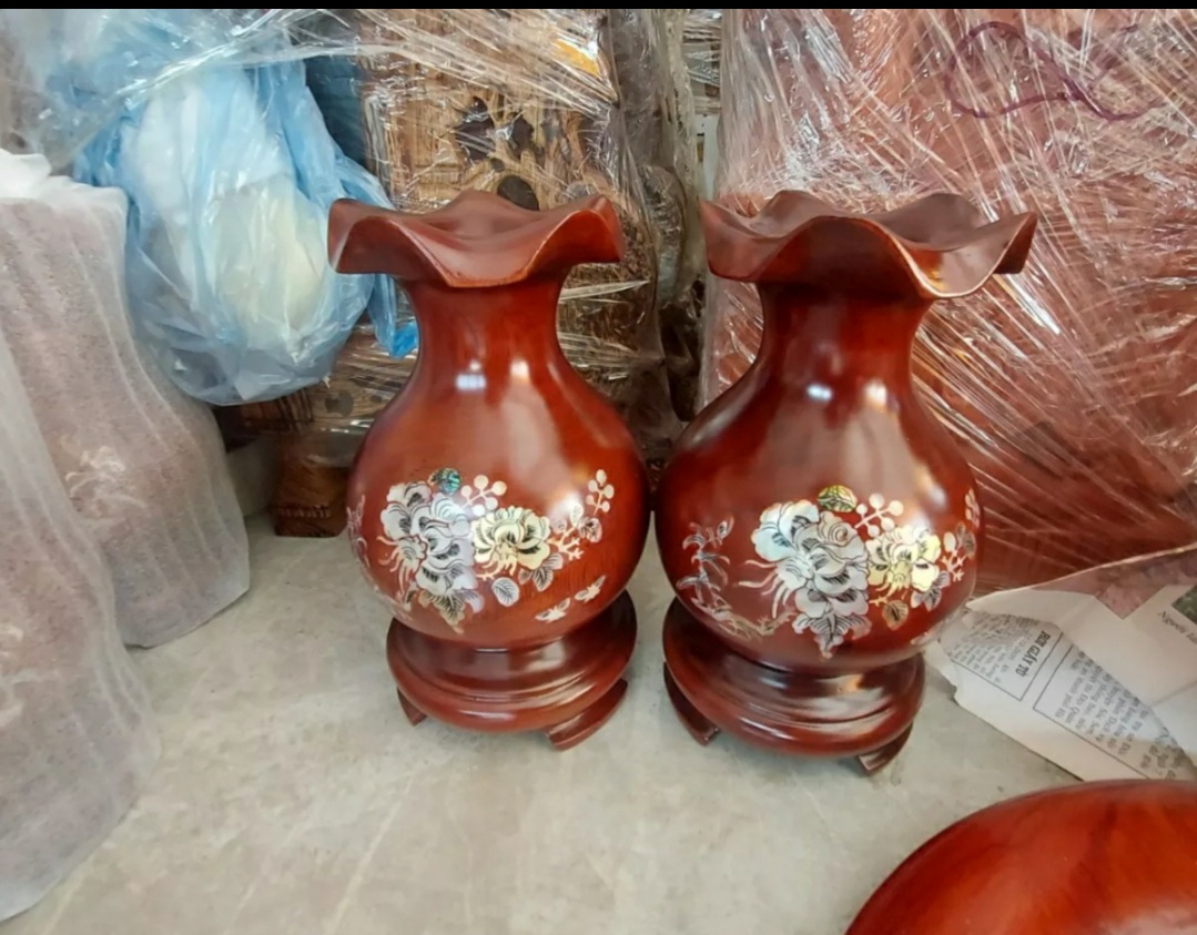 Cặp Lục bình hoa huệ gỗ lim cẩn hoa hàng nguyên khối cao 25cm