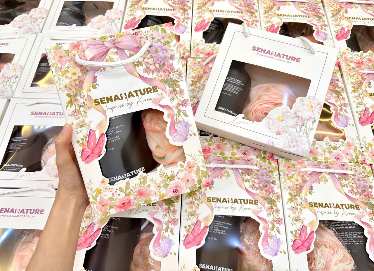 (Set quà tặng) sữa tắm nước hoa Senanature 500ml/1000ml (nâu) SENANATURE NOURISHING THERAPY FROM BOTANICAL EXTRACTS