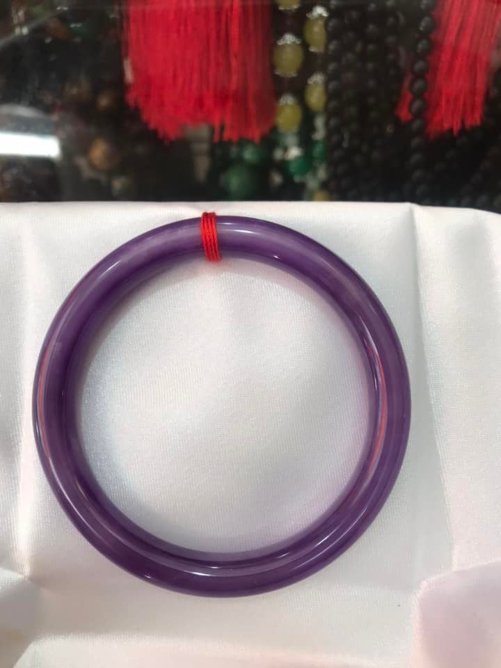 Vòng cẩm thạch Tím Mới Size 54mm x 7mm Vòng Tím Đậm Bóng Đẹp Hợp Nữ mệnh Hỏa Thổ Nữ cân nặng 53kg - 64kg ạ