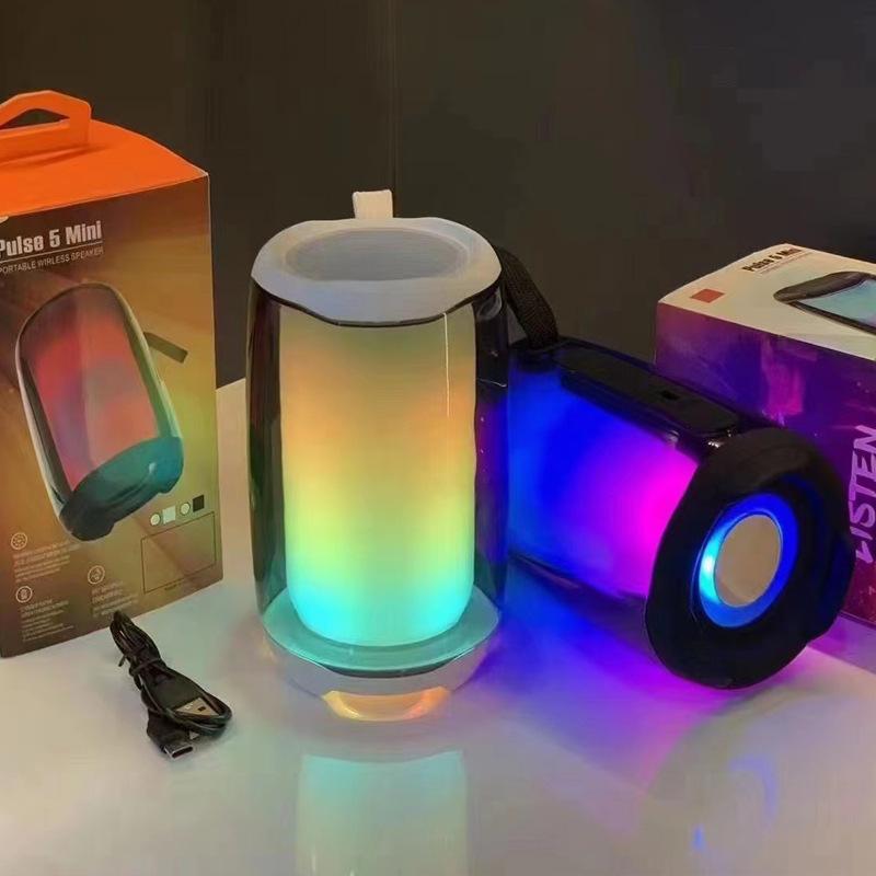 Ưu đãi đặc biệt mới pulsation 5 loa bluetooth di động không dây loa siêu trầm mini LED bầu không khí đầy màu sắc ánh sáng thẻ cắm âm thanh nhỏ