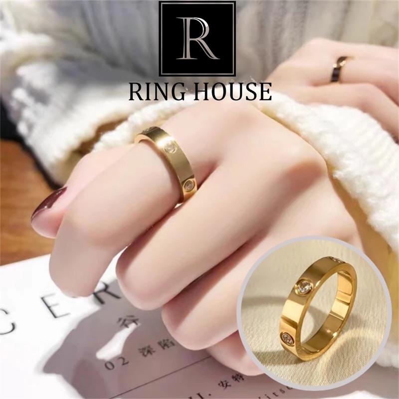 Nhẫn Titan Không Rỉ Gỉ Cặp Đôi Nam Nữ Carti Đính 6 Ngọc Vàng Gold Ring House