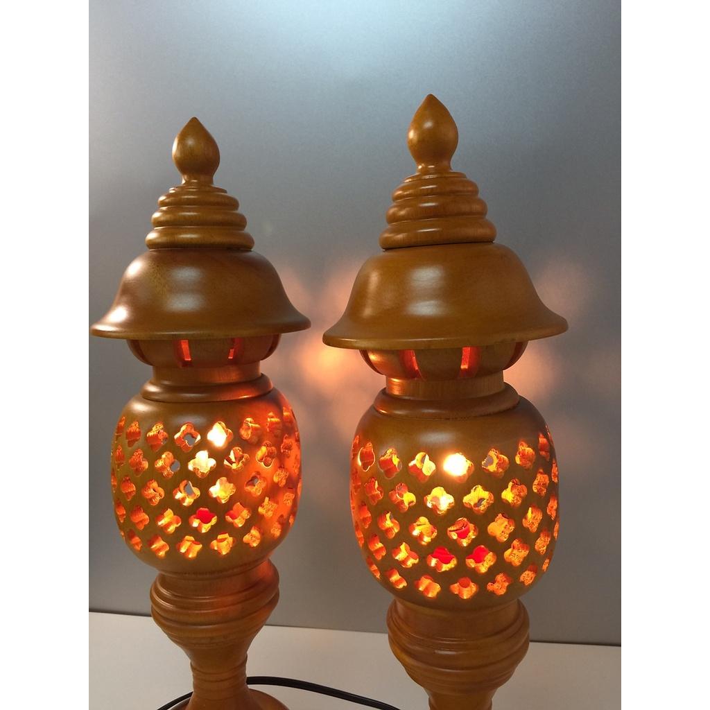 Đèn thờ bằng gỗ xà cừ hình quả dứa- KH12862