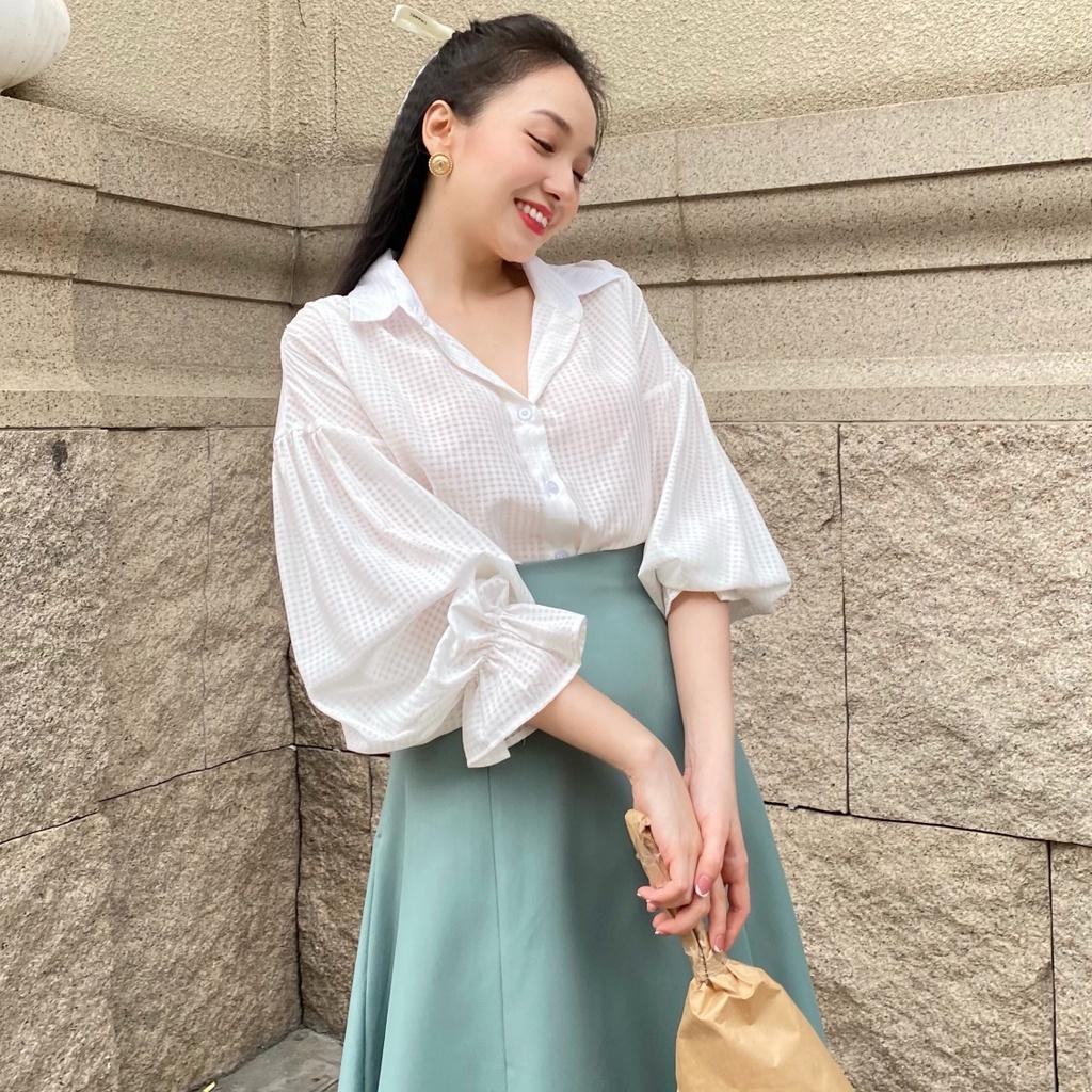 KIOBI - Chân váy Laluna form midi rã 6 mảnh, ôm trên xòe dưới, lưng cao, 3 size S M L, vải cotton bố xanh đ - KIV2063XD