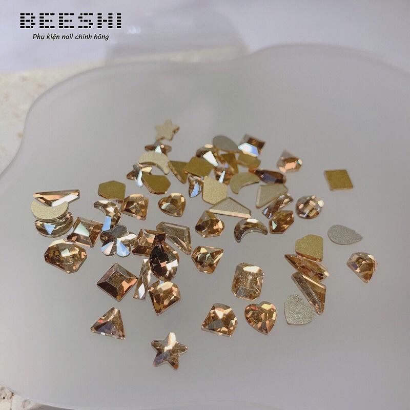 Đá khối chân bằng mix size 100 viên, Trắng, AB, Vàng- beeshi shop nail