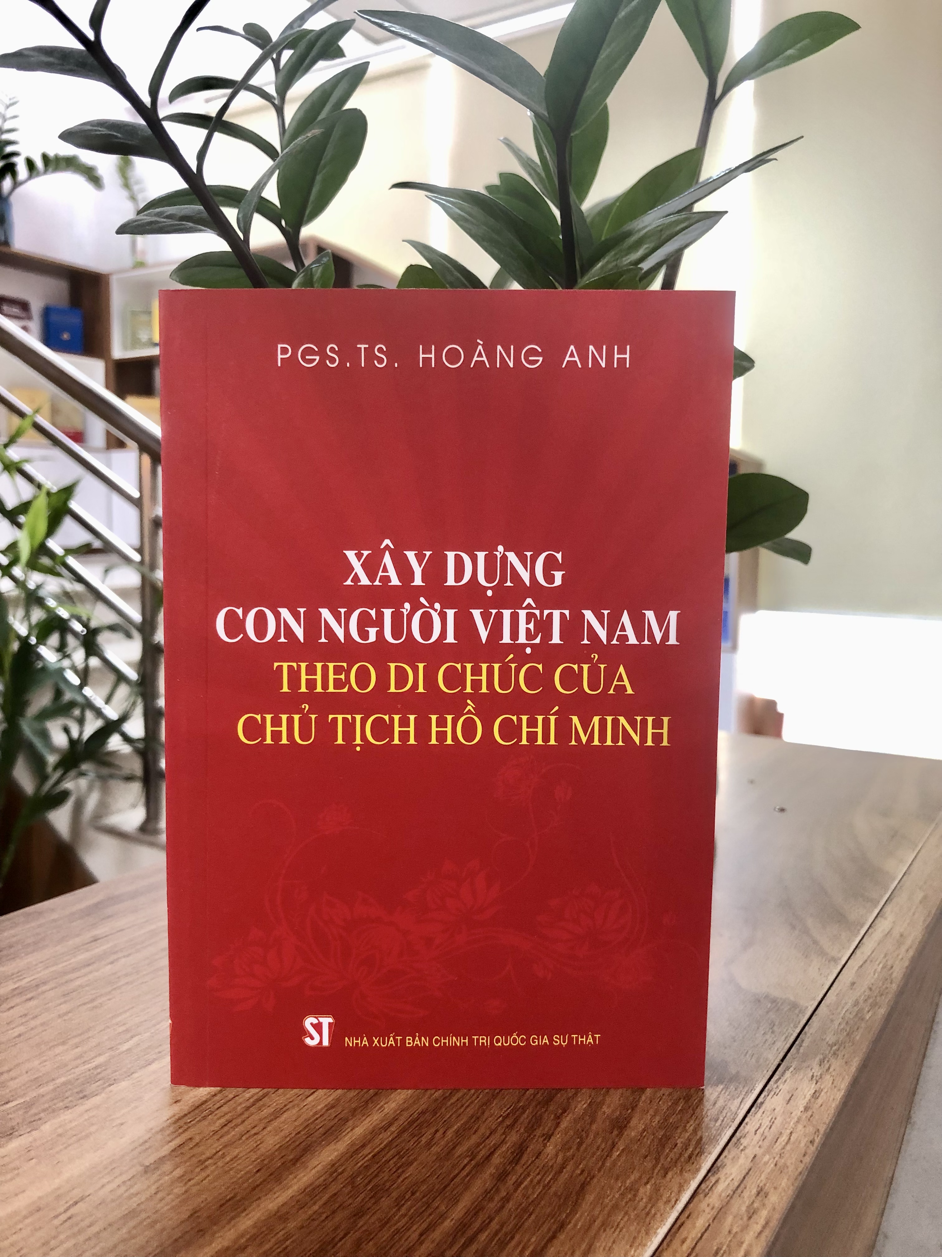 Xây dựng con người Việt Nam theo di chúc của chủ tịch Hồ Chí Minh