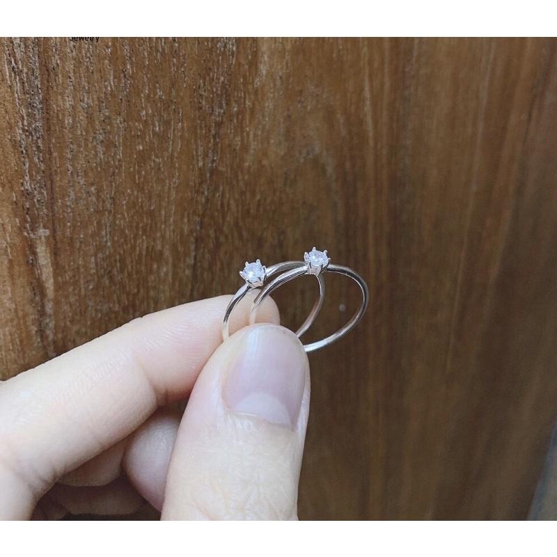 Nhẫn Mảnh 6 Chấu Trơn Bạc Ta Nguyên Chất