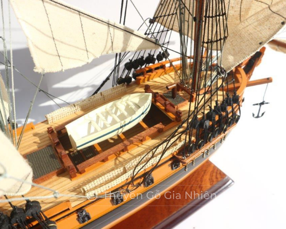 Mô Hình Thuyền Gỗ Phong Thủy Dạng Thuyền Cổ HMS ESSEX Chính Hãng Hàng Xuất Khẩu Chất Lượng Cao