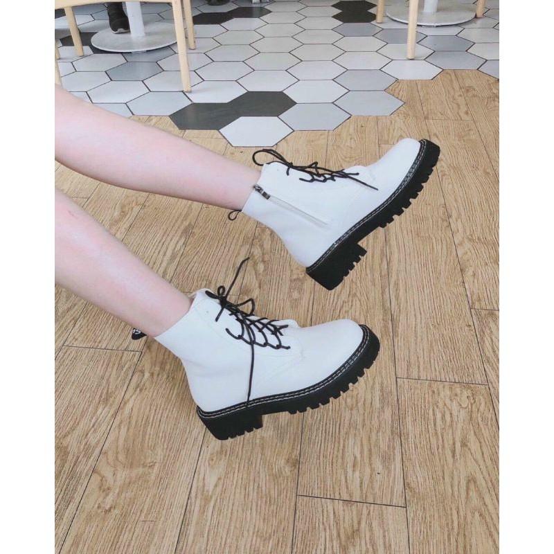 giày boost nữ