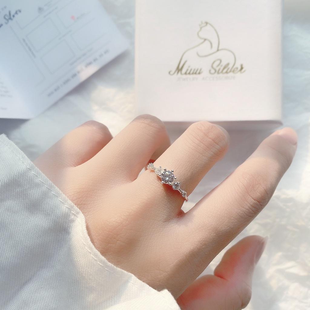 Nhẫn bạc nữ Miuu Silver, nhẫn nữ đính đá Elina Ring