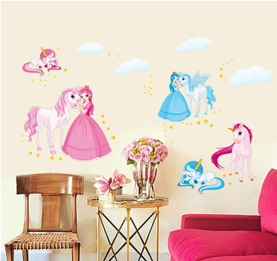 Decal trang trí tường - Công chúa và Kỳ Lân đáng yêu