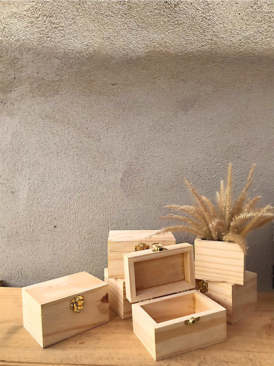 Hộp đựng quà tặng độc đáo bằng gỗ thông tự nhiên[ TẶNG KÈM CỎ ĐẶT BÊN TRONG HỘP], hộp thích hợp dùng cho các món quà như:son, trang sức,đồng hồ, nước hoa…
