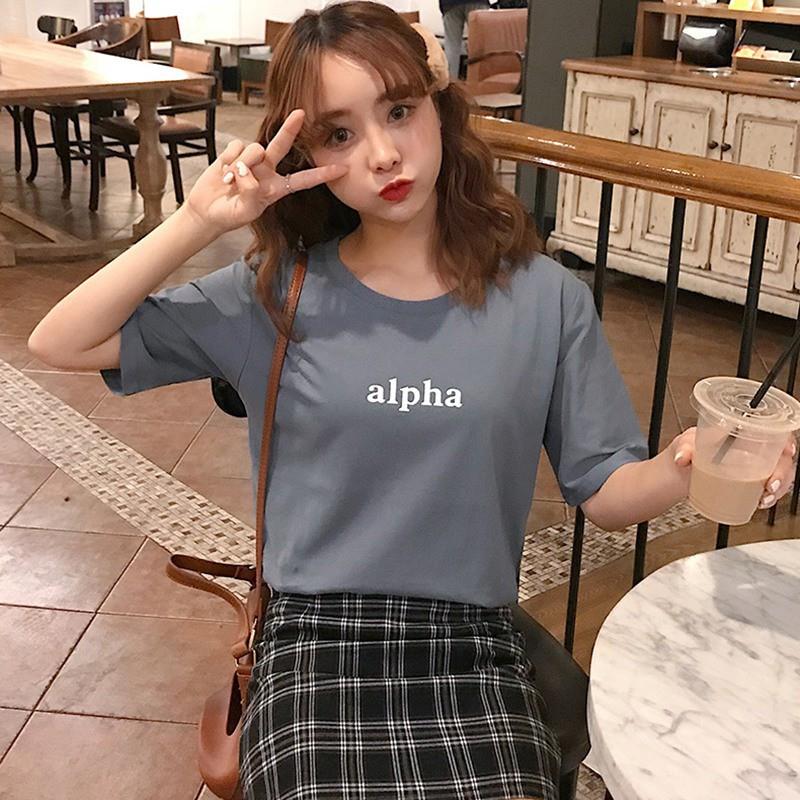 Áo thun nữ cổ tròn ngắn tay in chữ