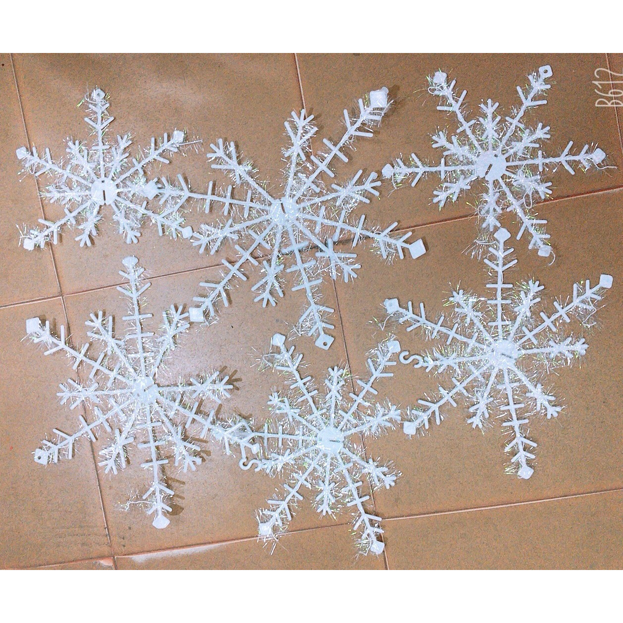 Combo 9 bông tuyết trang trí Giáng Sinh Noel đường kính 13cm