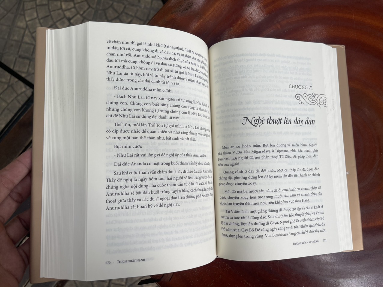 ĐƯỜNG XƯA MÂY TRẮNG – Thích Nhất Hạnh – Phuongnambook – Ấn bản kỷ niệm 40 thành lập – NXB Hồng Đức