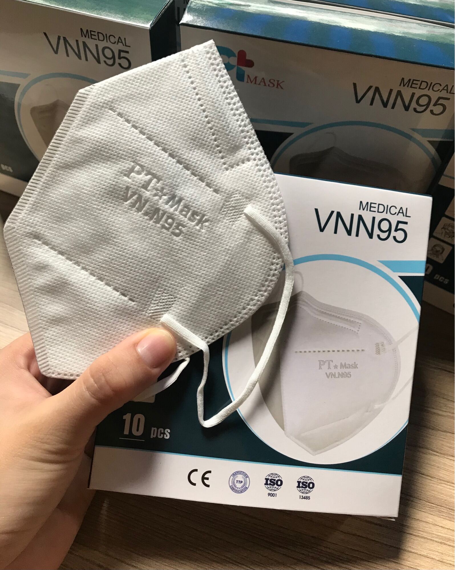 Khẩu Trang VNN95 PT Mask, kháng Khuẩn, Chống Bụi Siêu Mịn PM2.5, Màu Trắng - Đạt Chuẩn Y Tế - Hộp 10 cái