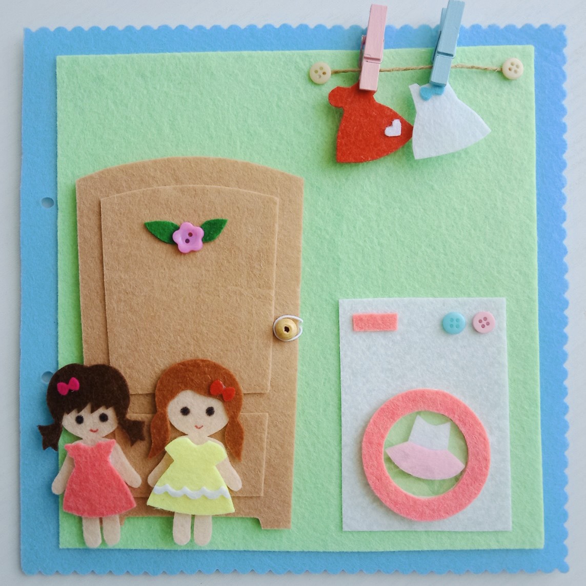 Đồ Chơi Sách Vải Nhà Búp Bê ĐÔI BẠN THÂN - Sách vải handmade cho bé