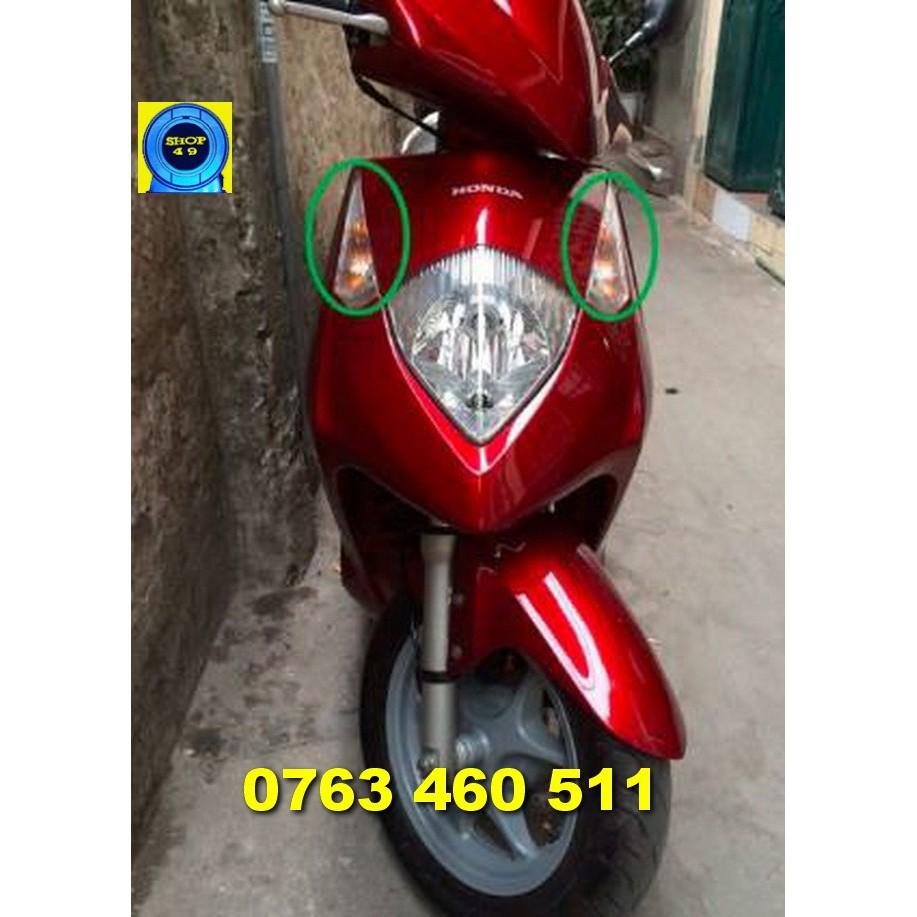 Chụp Kính Xi Nhan Trước Xe Dylan