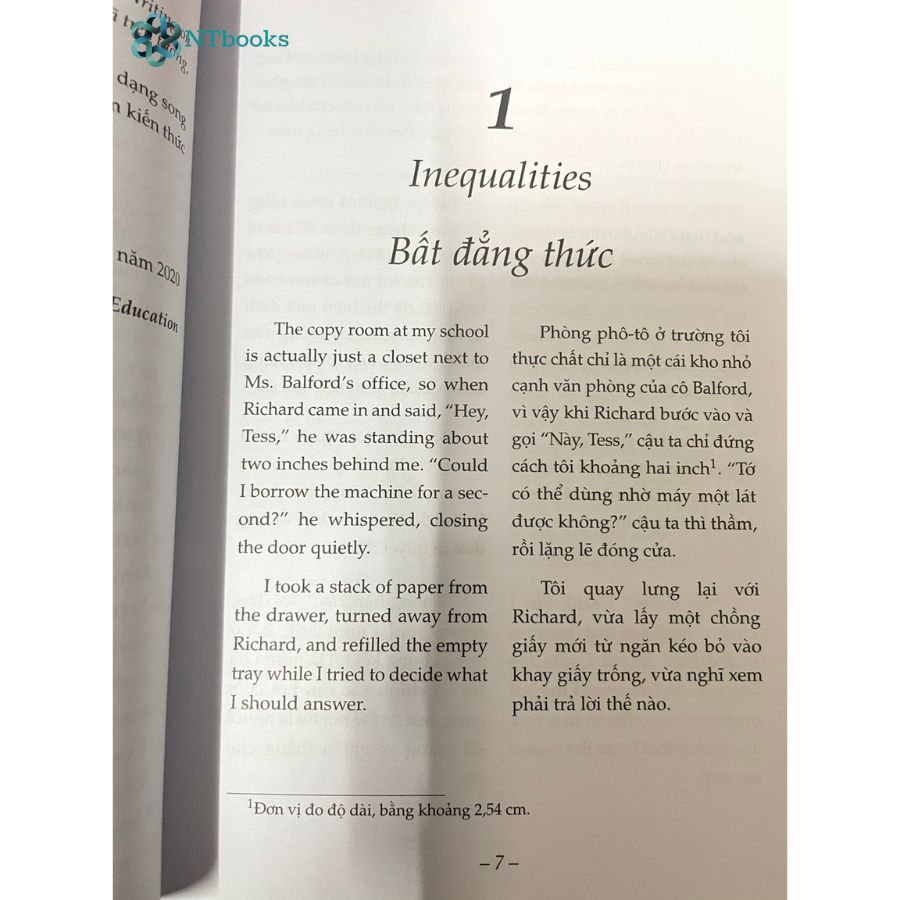 Combo 2 Cuốn Sách Mật Mã Trên Tường + Bí Mật, Dối Trá Và Đại Số – Wendy Lichtman