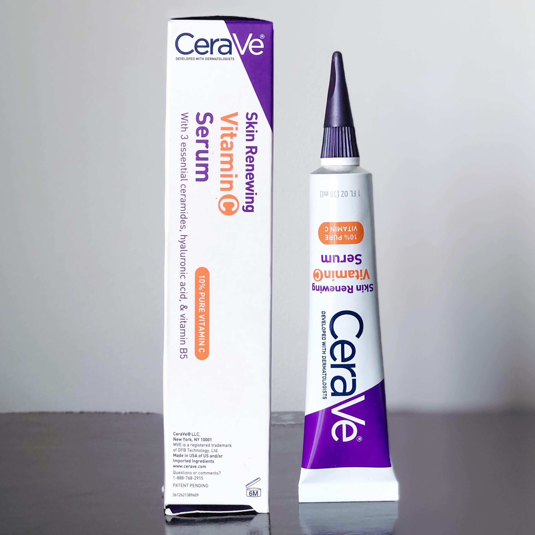 Serum sáng da mờ thâm CeraVe Skin Renewing 10% Vitamin C