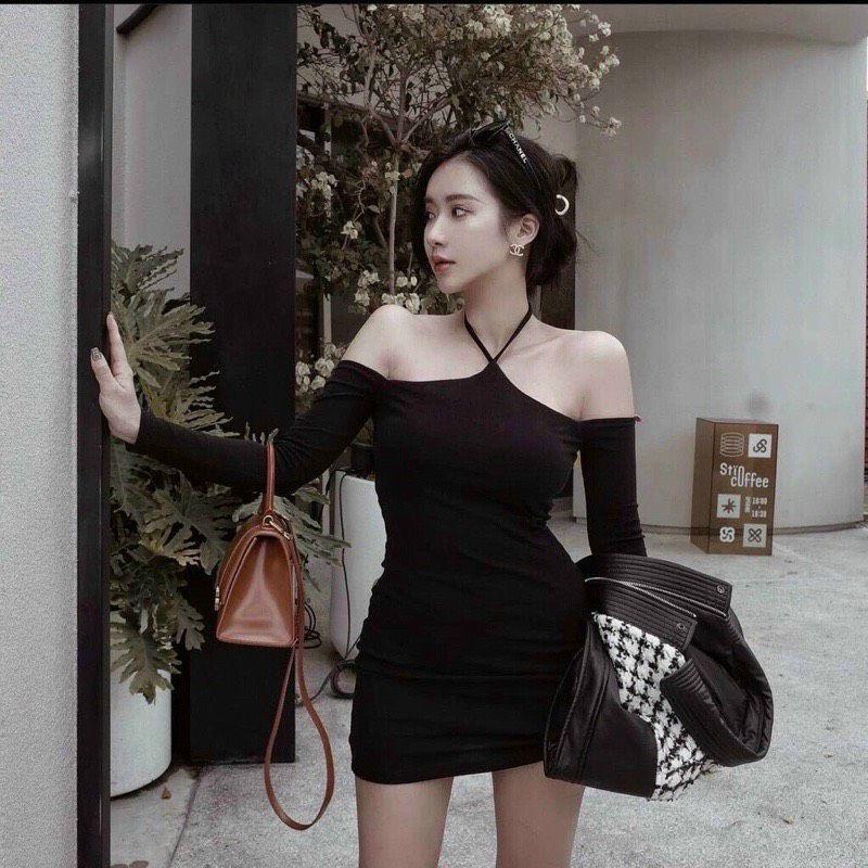 Đầm body dây yếm cổ