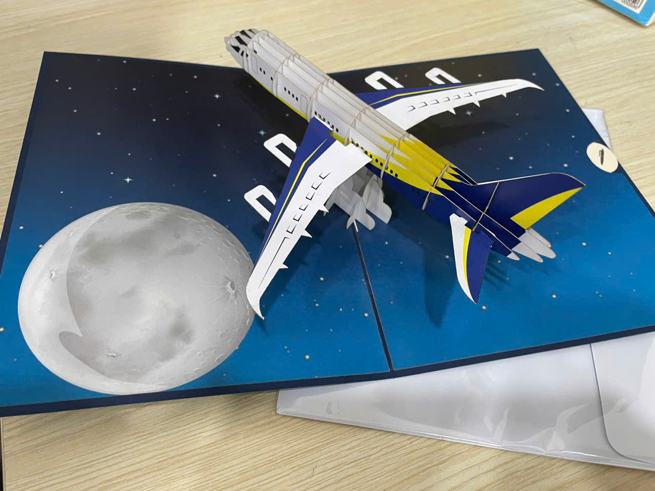 H31 -  Thiệp 3D Máy Bay Xanh Bay Trong Đêm Trăng – Pop Up Card Viethands Giftshop