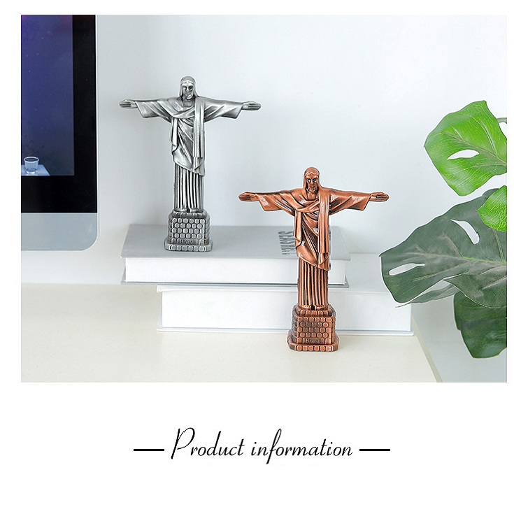 Mô hình tượng đức chúa Jesus cao 18.5cm - Màu ngẫu nhiên