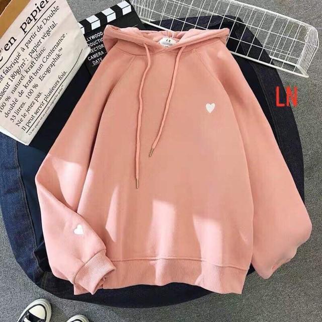 Áo hoodie tim nhỏ in tay ngực LNG0919