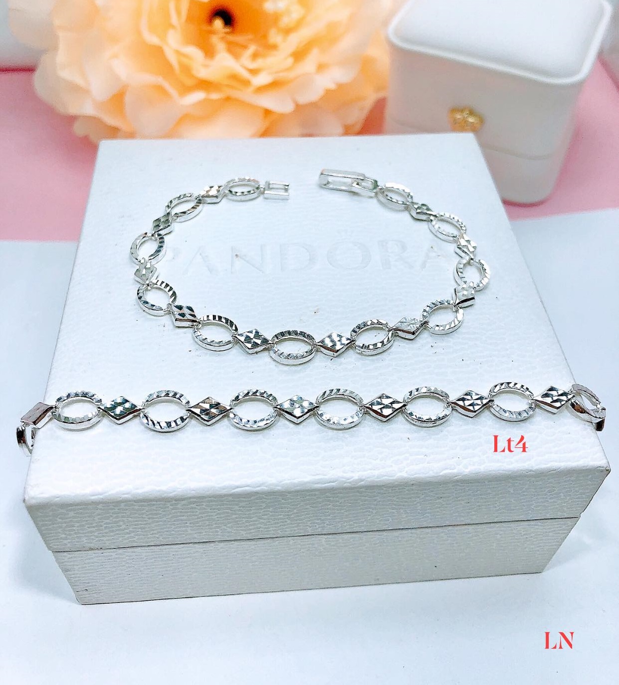 Lắc tay nữ thời trang chất liệu bạc Ý MS138
