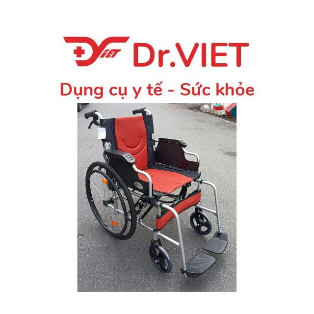 Xe lăn cao cấp Lucass X-600- Xe lăn có tay thắng cho người đẩy, gấp gọn, bánh xe sau có phản quang, bánh xe chống lật