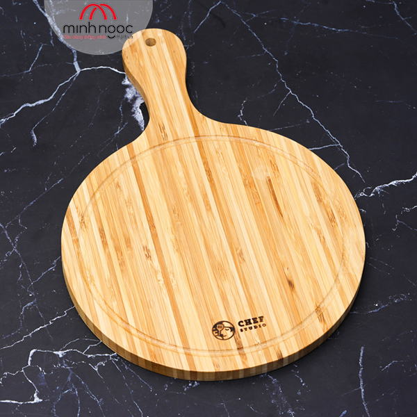 Thớt tre Chef Studio hình tròn có tay cầm 36x25x1.5cm, MSP-CB42. Cắt, thái rau củ, dùng decor, bày trí.
